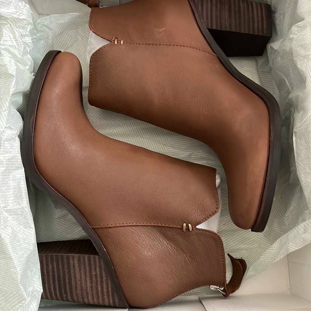 BP brown booties